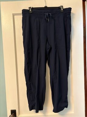 lululemon athletica Navy Cropped Drawstring Pants
